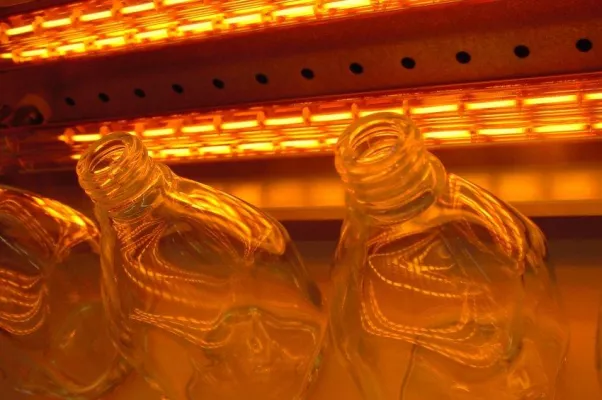 Uniform heating for tempered glass